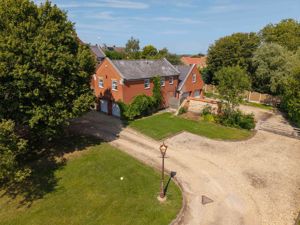 Photo 7- click for photo gallery